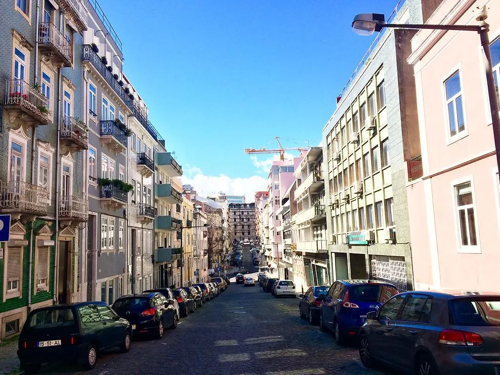 Claude Homes Lisbon Marques 0*,