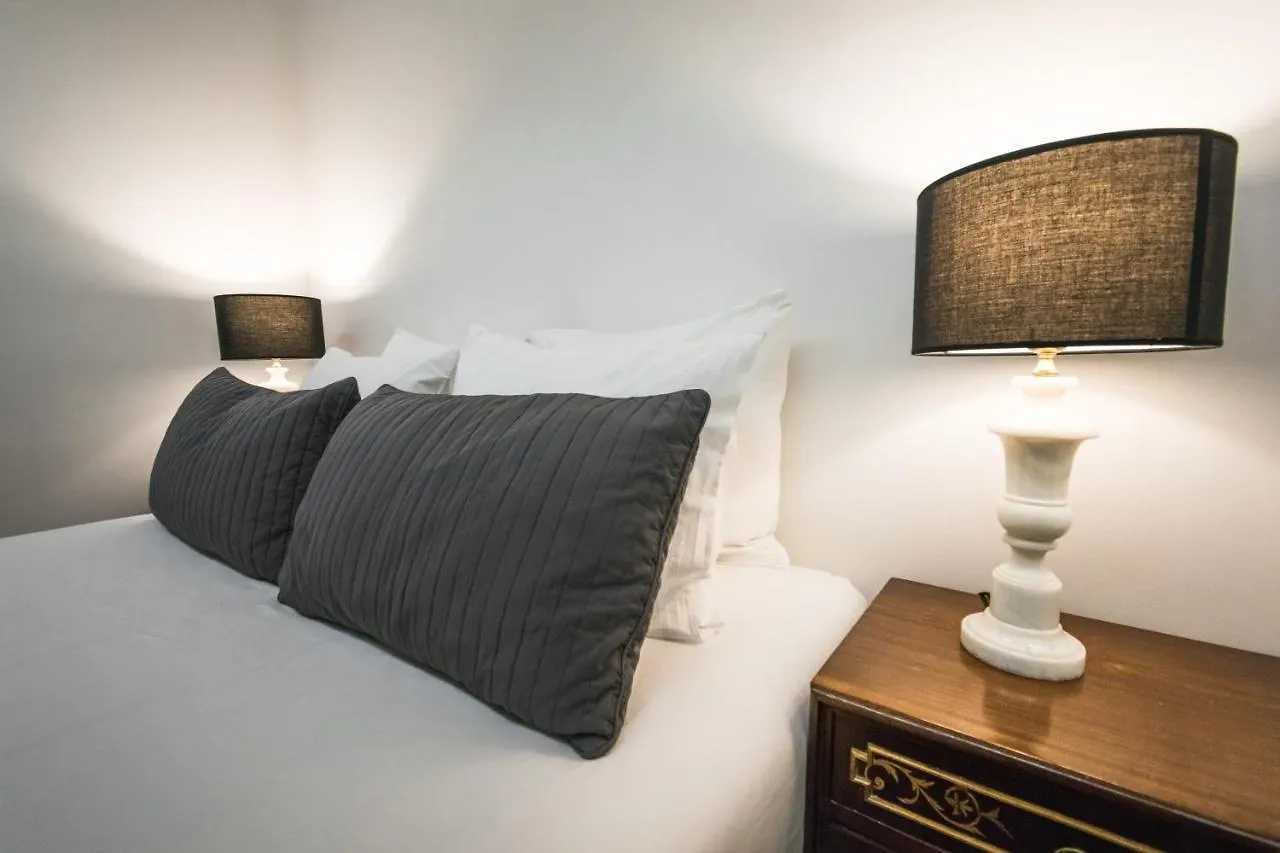 Apartment Claude Homes Lisbon Marques