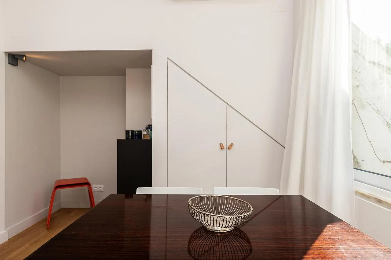 Apartment Claude Homes Lisbon Marques